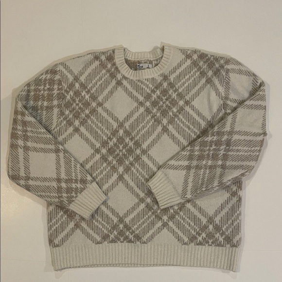 Hollister Other - Women’s Hollister Beige Plaid oversize Sweater Size S